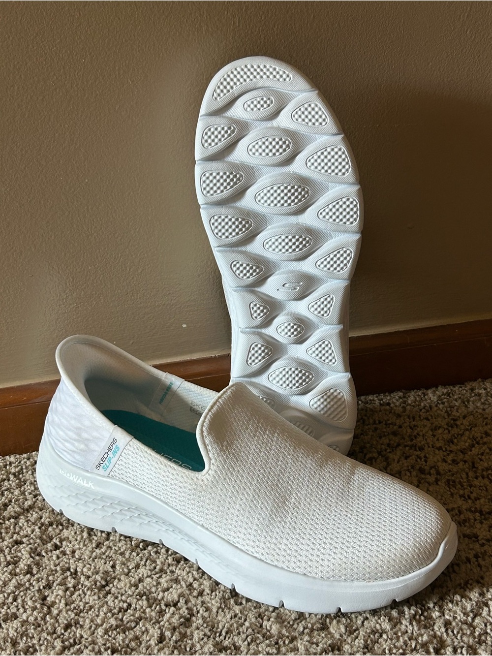 Skechers Women's hands free slip in Go Walk Flex Relish sneakers size 10